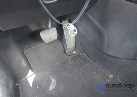 2018 Toyota Yaris Ia из США, поврежденный, VIN 3MYDLBYV9JY315957